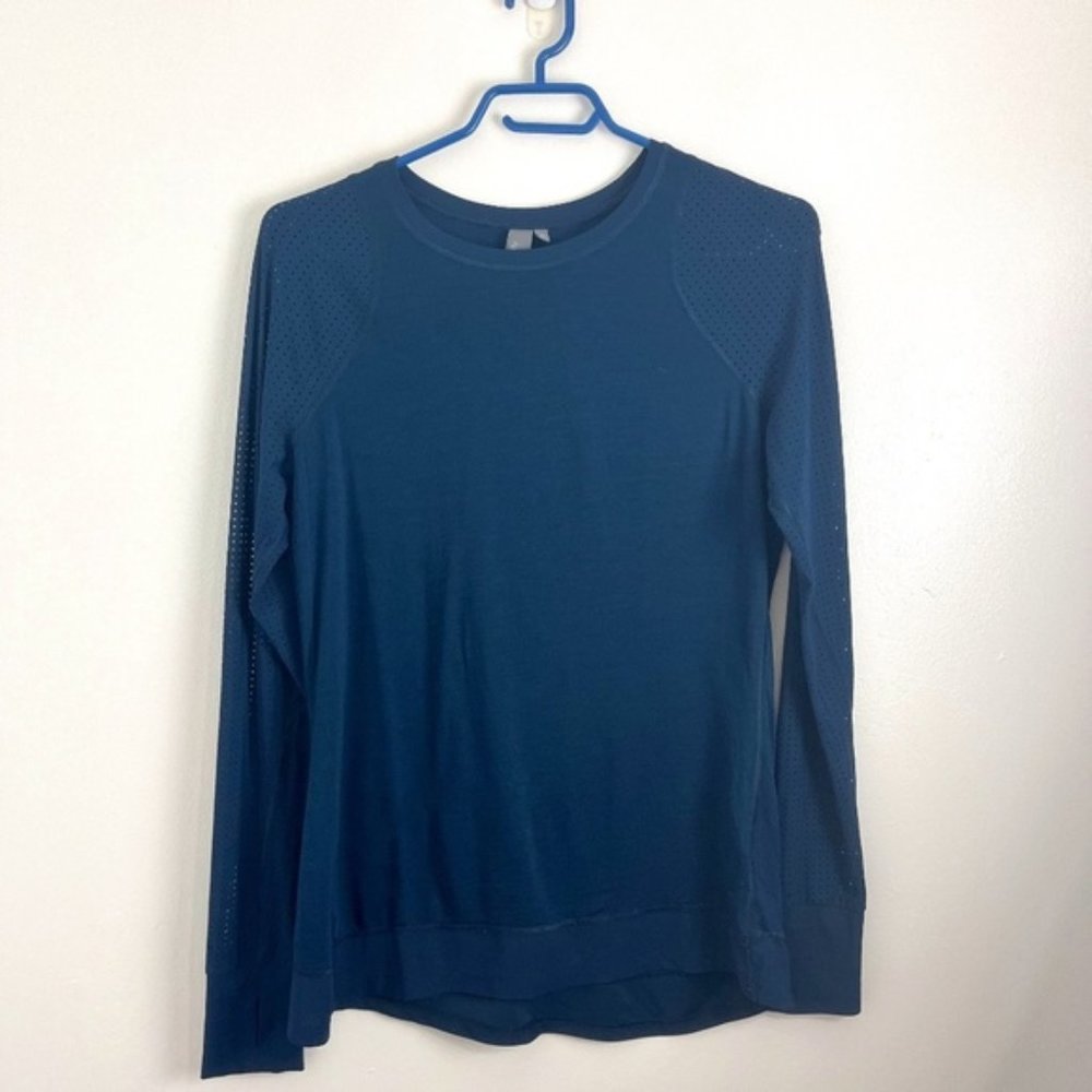 Sweaty Betty in BEETLE BLUE Merino Wool Long Sleeve Running